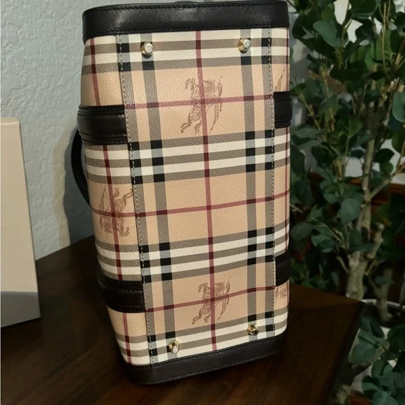 Burberry Alchester Haymarket Medium Bowler Top Handle Bag and Wallet Set NWOT - Picture 5 of 10